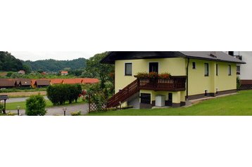 Slovénie Privát Podčetrtek, Extérieur